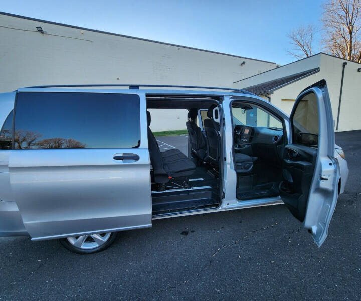 Міжнародне таксі до аеропортів Польщі Румунії Молдови