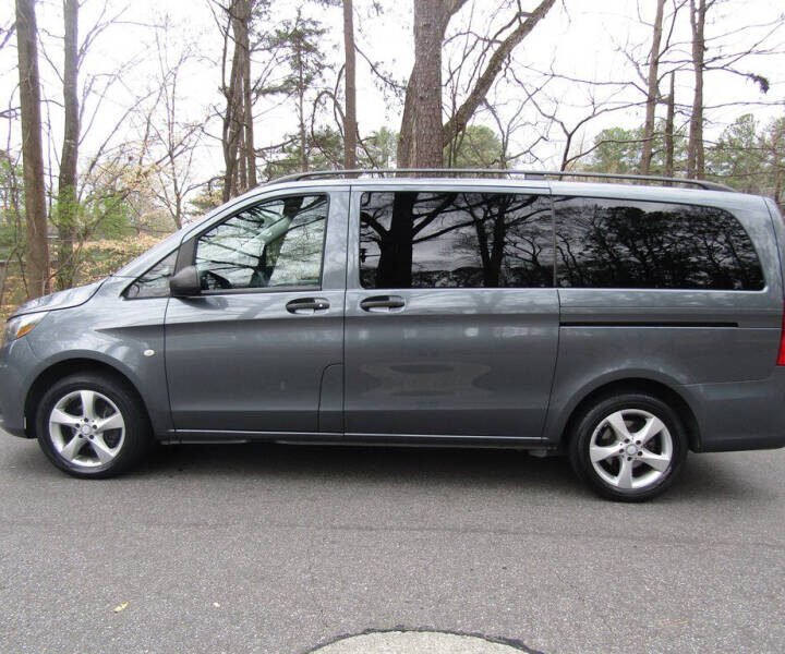 Міжнародне таксі з України до Польщі