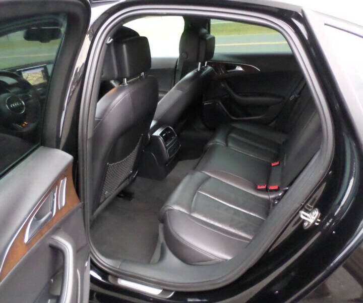 VIP Transfer from Chisinau to Kyiv