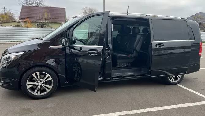 Перевезення по Хмельницькому — замовити мікроавтобус або авто з водієм