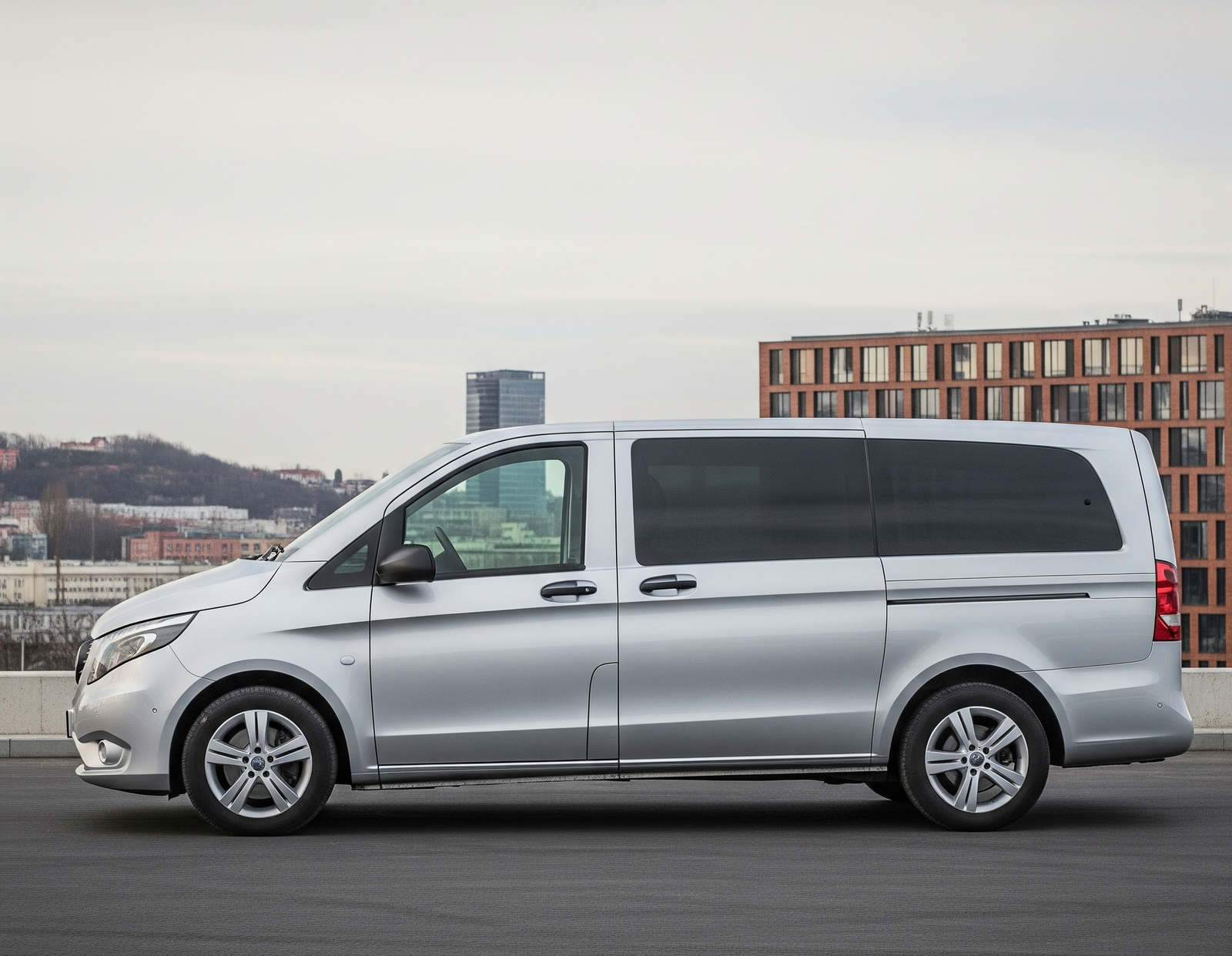 Taxi | Transfer from Warsaw via Medzhybizh to Uman