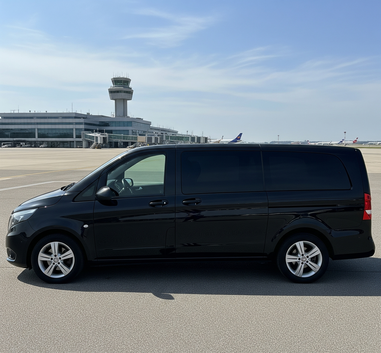 Taxi | Transfer Bucharest — Uman